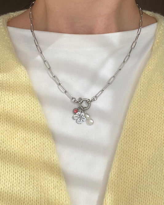 Hibiscus Pearl Necklace